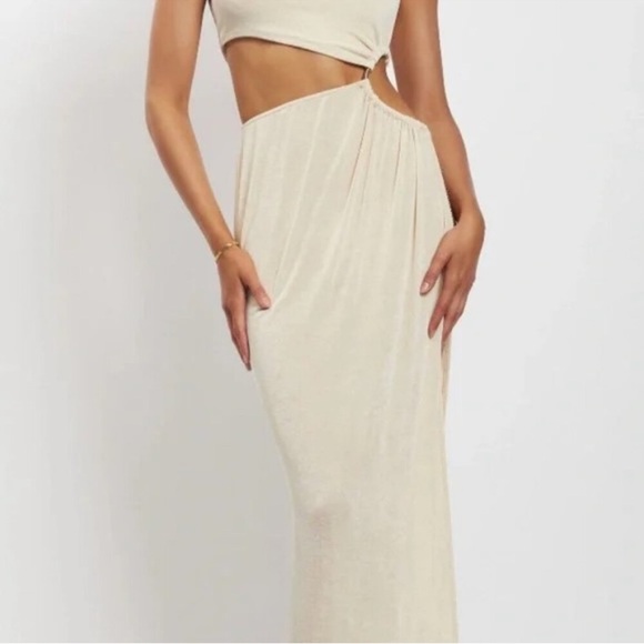 MESHKI Paige Ruched One Shoulder Cutout Maxi Dress NWT Size L - Picture 2 of 6